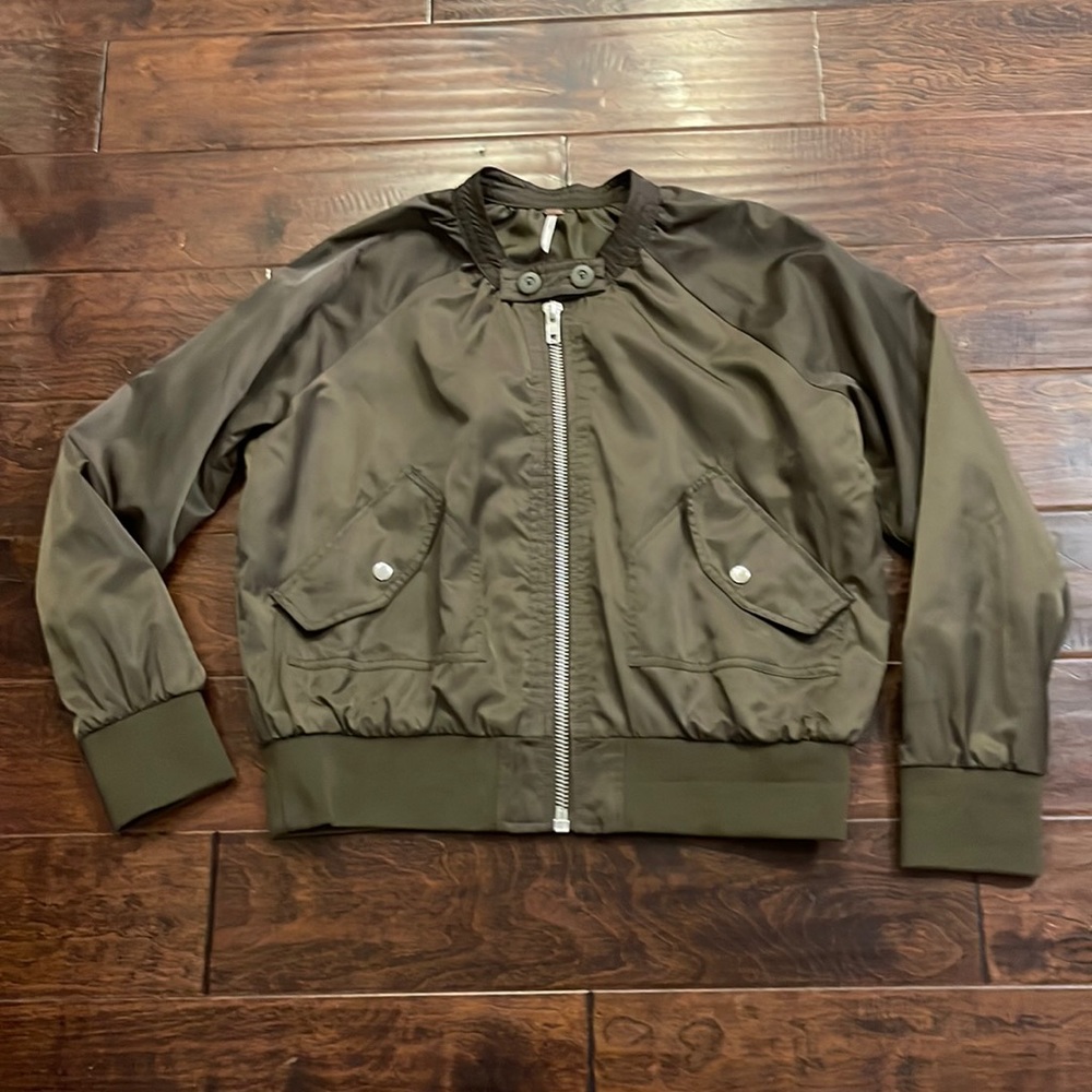 Free people olive green bomber style jacket